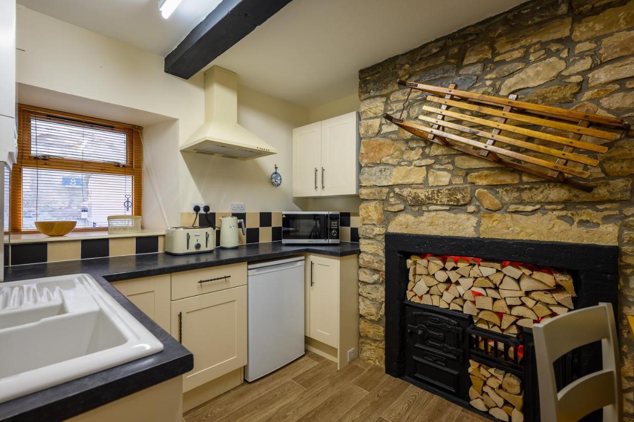 Anastasia'S Secret! Cupar Swiss Alpine Style Apartment Ngoại thất bức ảnh